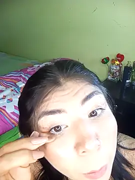 Snapshot of PequenaNena chatting on 05-08-26, 06:52 PequenaNena online show from 05-08-26, 06:52