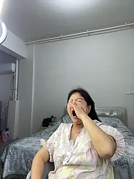 linda51863 online show from 06-09-26, 12:50