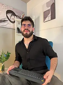 Snapshot of DomBoy_ chatting on 06-14-26, 08:00 DomBoy online show from 06-14-26, 08:00