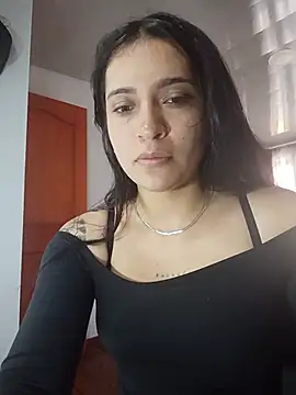 Snapshot of Sky__19 chatting on 06-19-26, 07:50 Sky 19 online show from 06-19-26, 07:50