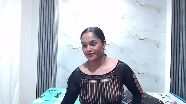 Liaa cams online show from 06-05-26, 03:13