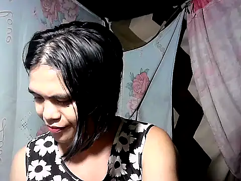Snapshot of bj_l0ve chatting on 06-15-26, 03:14 bj l0ve online show from 06-15-26, 03:14