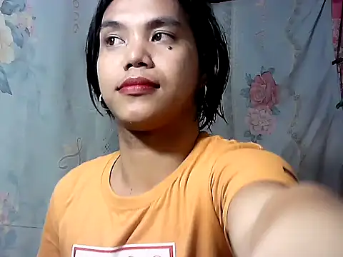 Snapshot of bj_l0ve chatting on 06-17-26, 11:56 bj l0ve online show from 06-17-26, 11:56