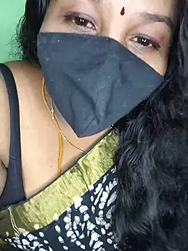 Snapshot of tamil_butterfly chatting on 06-03-26, 05:29 tamil butterfly online show from 06-03-26, 05:29