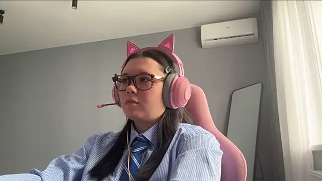 BPDkitty online show from 04-30-26, 01:17