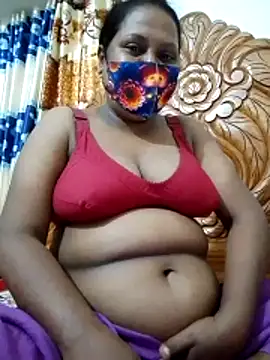 Snapshot of mimi9 chatting on 05-12-26, 10:34 mimi9 online show from 05-12-26, 10:34
