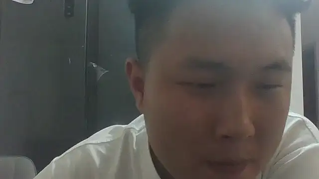 Snapshot of yingtao-888 chatting on 06-19-26, 11:58 yingtao-888 online show from 06-19-26, 11:58