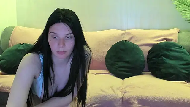 Amber Sinclair online show from 04-30-26, 07:04