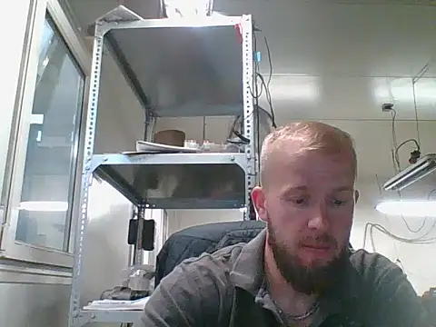 Snapshot of bardiauto chatting on 07-13-26, 04:26 bardiauto online show from 07-13-26, 04:26