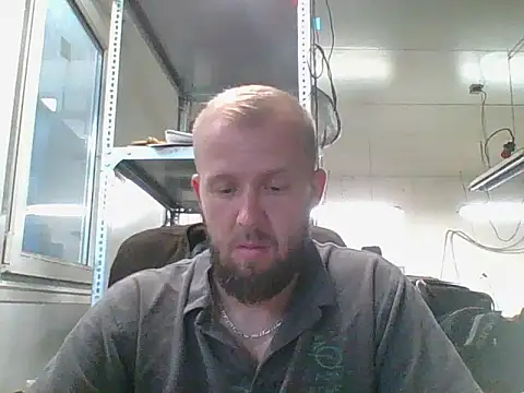 Snapshot of bardiauto chatting on 08-06-26, 04:47 bardiauto online show from 08-06-26, 04:47