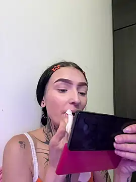 she-dulce online show from 05-06-26, 08:47