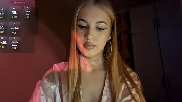 Snapshot of Katrinethequeen chatting on 06-18-26, 04:55 Katrinethequeen online show from 06-18-26, 04:55