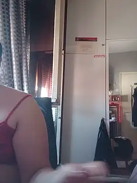 Snapshot of LittleMairy chatting on 06-15-26, 01:02 LittleMairy online show from 06-15-26, 01:02