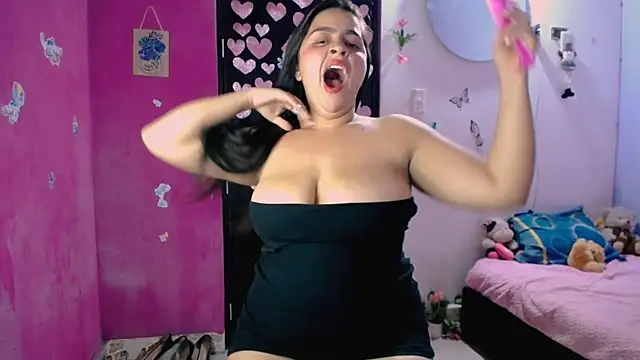 Kiara tits online show from 06-04-26, 11:22