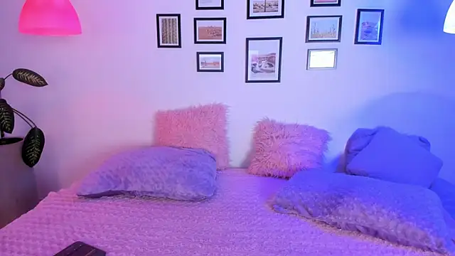 Kendaall sweet online show from 06-10-26, 03:07