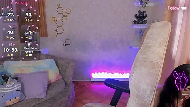 mia smoke  online show from 05-25-26, 02:56