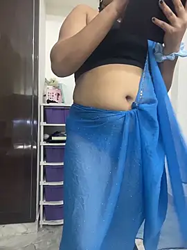 Snapshot of Tamil_Azhagie chatting on 05-29-26, 10:19 Tamil Azhagie online show from 05-29-26, 10:19