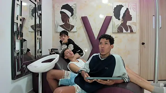 RED BOYS XXX online show from 05-17-26, 01:29