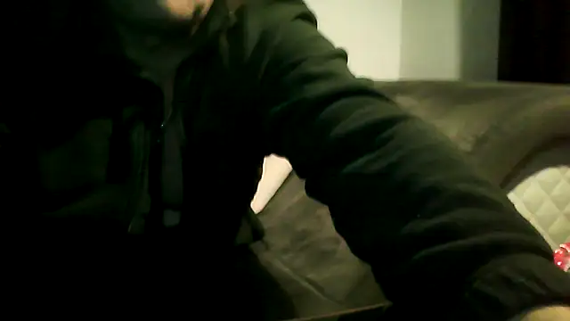 Snapshot of Soloyan chatting on 11-27-25, 10:34 Soloyan online show from 11-27-25, 10:34