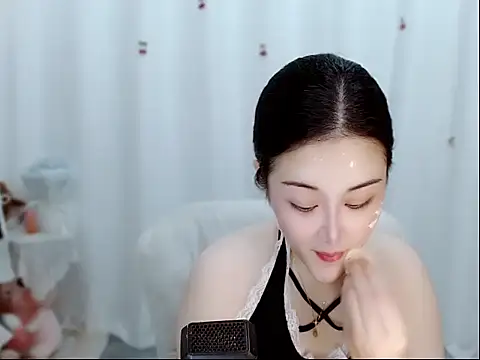 Snapshot of Amy-cnbaby chatting on 06-03-26, 01:30 Amy-cnbaby online show from 06-03-26, 01:30