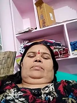 Snapshot of dheepika11 chatting on 06-04-26, 05:46 dheepika11 online show from 06-04-26, 05:46