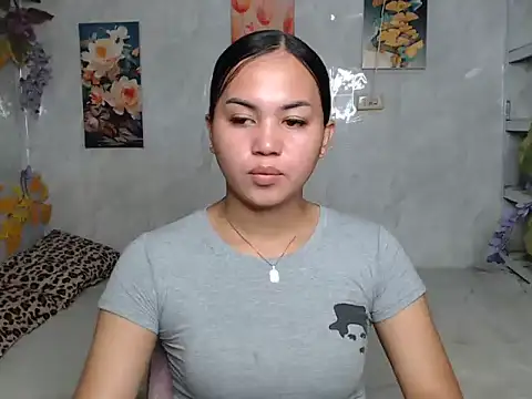 Snapshot of ur_asiankat chatting on 07-24-26, 11:25 ur asiankat online show from 07-24-26, 11:25