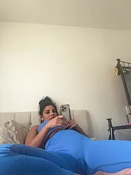 Snapshot of Miss_juicybabes chatting on 07-04-26, 11:16 Miss juicybabes online show from 07-04-26, 11:16