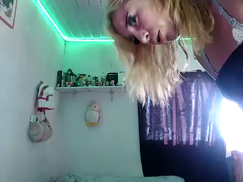 bunnyfoxxd online show from 06-20-26, 09:50