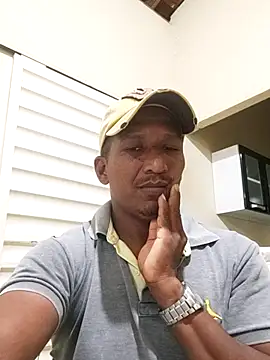 Snapshot of casado8659 chatting on 06-06-26, 10:36 casado8659 online show from 06-06-26, 10:36