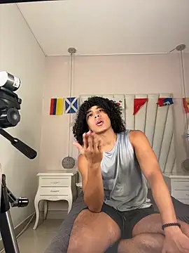 Taylor gray7 online show from 06-19-26, 03:33