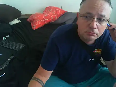 Snapshot of GeorgeCarlo chatting on 06-08-26, 10:26 GeorgeCarlo online show from 06-08-26, 10:26
