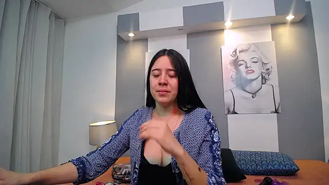 Snapshot of _tamara_priya_ chatting on 07-25-26, 11:30 tamara priya online show from 07-25-26, 11:30