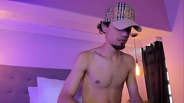 MichaelEvanss  online show from 06-17-26, 12:50