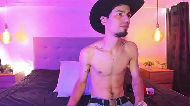 MichaelEvanss  online show from 06-20-26, 12:52