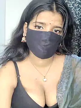 Snapshot of Axy1_1 chatting on 05-25-26, 04:24 Axy1 1 online show from 05-25-26, 04:24