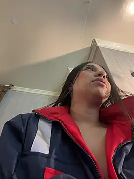 Snapshot of Dulcerouss__ chatting on 07-03-26, 11:16 Dulcerouss online show from 07-03-26, 11:16