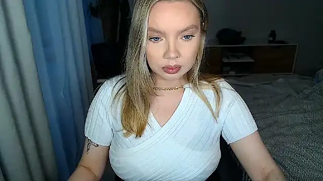 Snapshot of PolinaXXXXXJones chatting on 06-01-26, 05:03 PolinaXXXXXJones online show from 06-01-26, 05:03