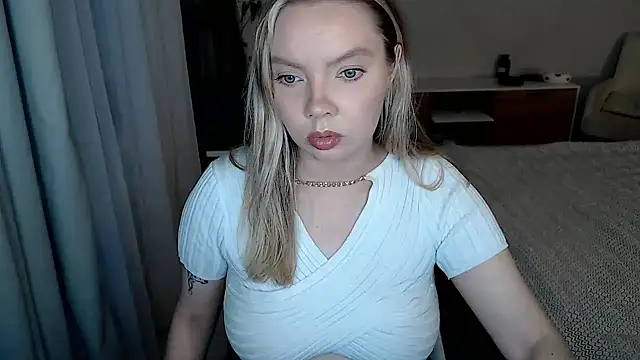Snapshot of PolinaXXXXXJones chatting on 06-09-26, 05:35 PolinaXXXXXJones online show from 06-09-26, 05:35