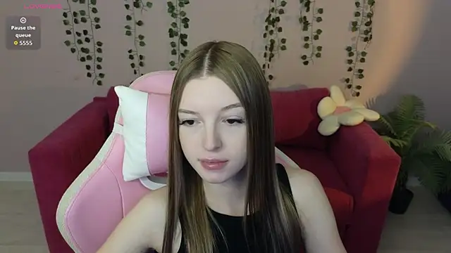 Snapshot of Eva_Th0mpson chatting on 07-10-26, 12:59 Eva Th0mpson online show from 07-10-26, 12:59