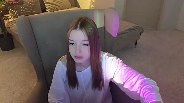 Snapshot of Eva_Th0mpson chatting on 07-15-26, 01:11 Eva Th0mpson online show from 07-15-26, 01:11