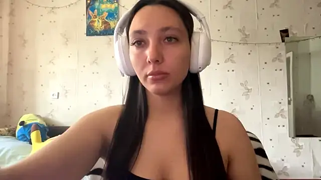 Snapshot of SheeringGape chatting on 05-30-26, 01:14 SheeringGape online show from 05-30-26, 01:14