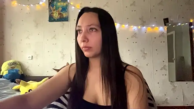Snapshot of SheeringGape chatting on 06-06-26, 01:21 SheeringGape online show from 06-06-26, 01:21