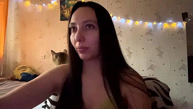 Snapshot of SheeringGape chatting on 06-15-26, 01:19 SheeringGape online show from 06-15-26, 01:19