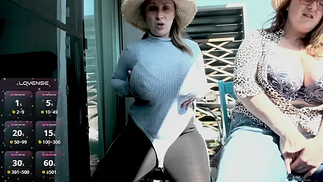 BrinaLovee online show from 05-16-26, 06:43