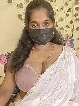 Snapshot of Sravani_cutee_ chatting on 06-03-26, 05:51 Sravani cutee online show from 06-03-26, 05:51