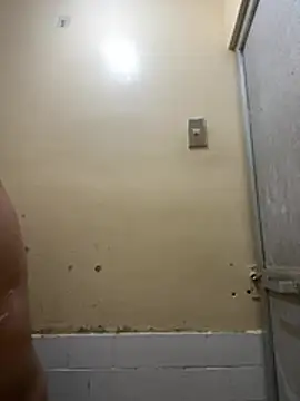 Snapshot of Ashtonfuckingboi chatting on 05-31-26, 02:24 Ashtonfuckingboi online show from 05-31-26, 02:24