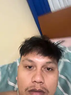 Snapshot of Ashtonfuckingboi chatting on 06-10-26, 06:34 Ashtonfuckingboi online show from 06-10-26, 06:34