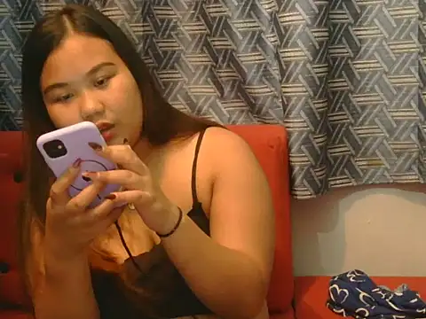 hotchickgirl online show from 06-03-26, 03:06