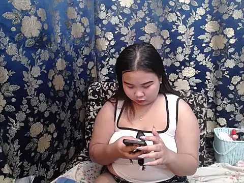hotchickgirl online show from 07-05-26, 07:37