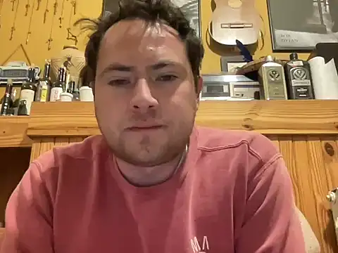 Snapshot of alecsgzz chatting on 05-21-26, 12:28 alecsgzz online show from 05-21-26, 12:28